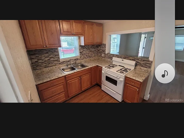 2880 W 91st Pl — Photo 5