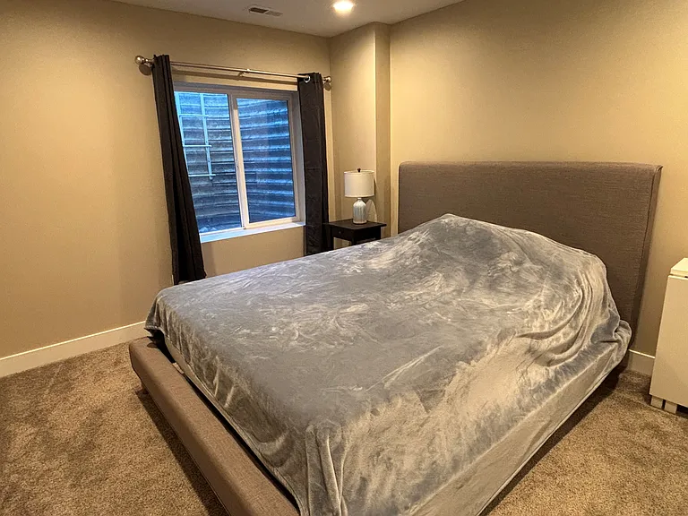 461 E Windy Garden Ln — Photo 9