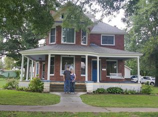 322 W Walnut St, Columbus, KS 66725