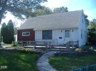 353 Curtis Ave, Stratford, CT 06615