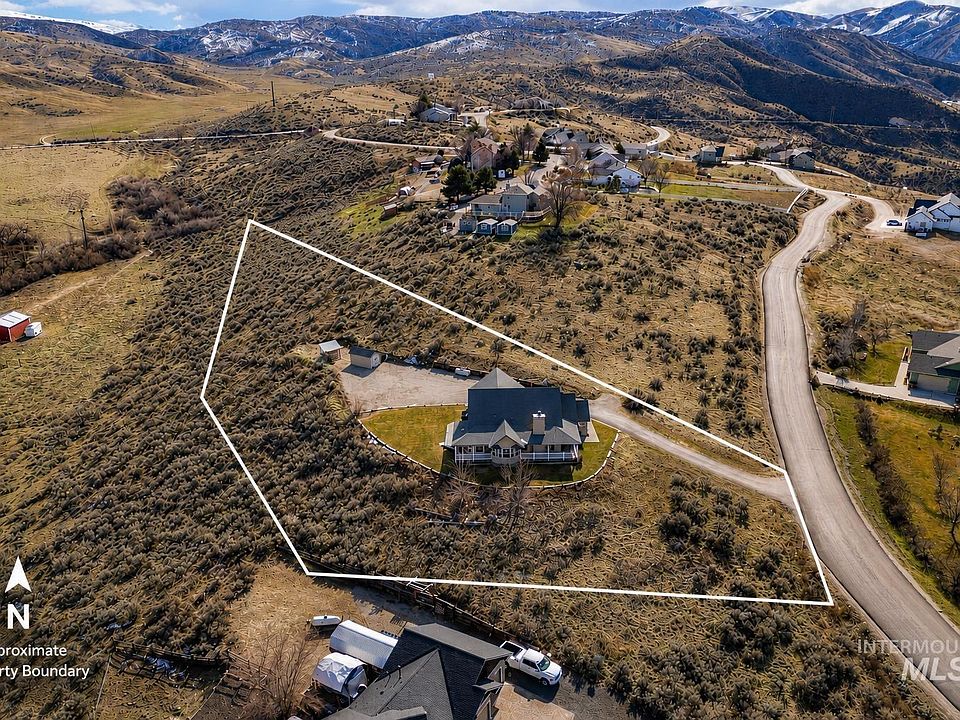 1st image of 2132 Corral Rd