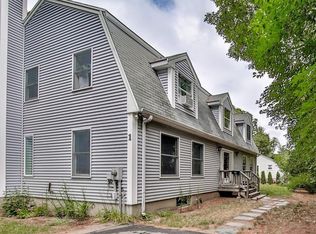 1 Pinevale Ave, Wellesley, MA 02482