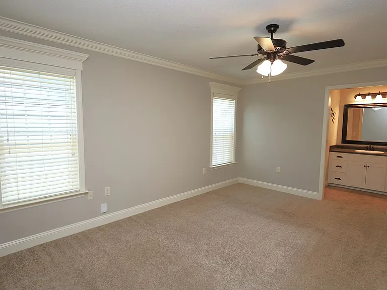 4110 Barrington Dr — Photo 7