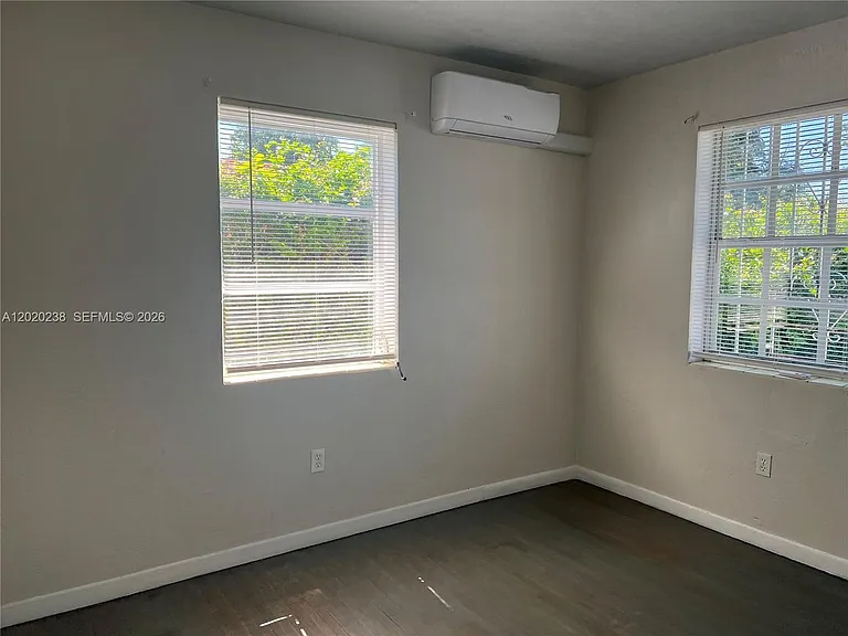 740 NW 31st St #1 — Photo 4