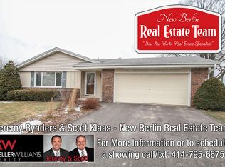 5550 S Hi Knoll Dr, New Berlin, WI 53146