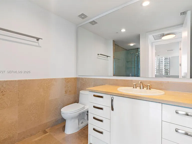 5959 Collins Ave #1101 — Photo 15