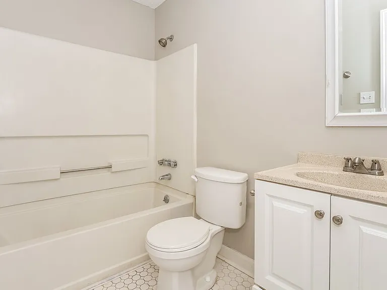 6500 Cornwall Rd — Photo 10