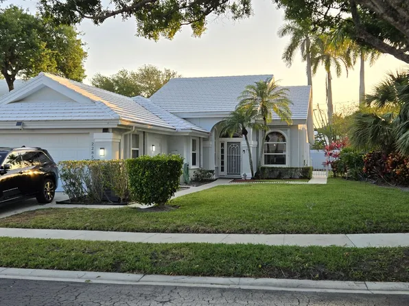 2285 Saratoga Lane, West Palm Beach, FL 33409