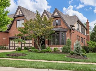 6 Upper Conway Ln, Chesterfield, MO 63017