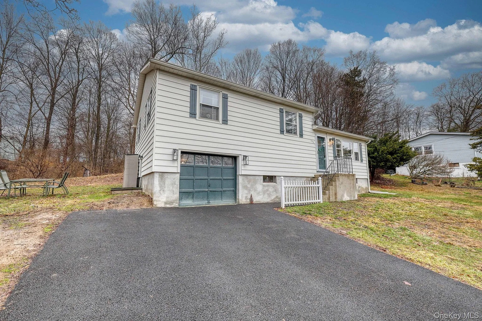 152 Sunrise Hill Road photo 1