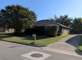 2307 Monte Carlo Dr, Arlington, TX 76015