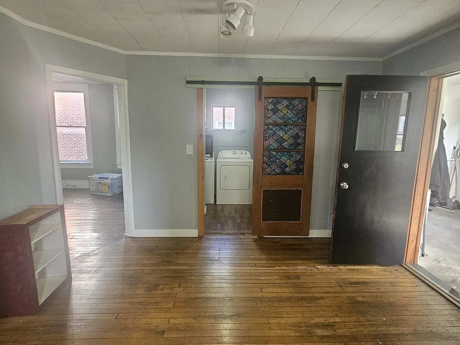 506 Ballengee St — Photo 3
