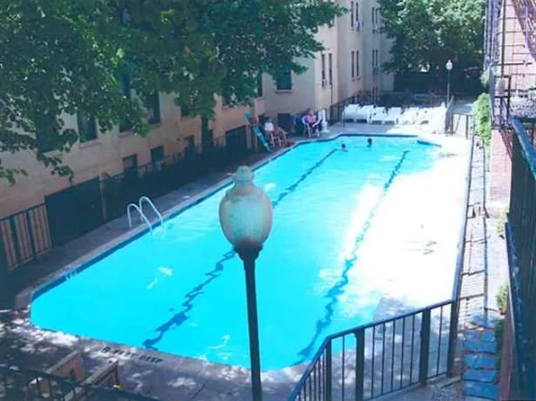 1108 Park Ave APT 2L, Hoboken, NJ 07030