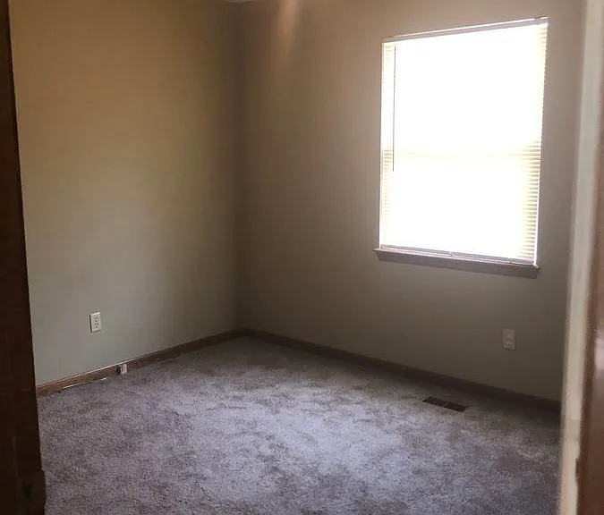 1521 S Pollard Ave — Photo 5