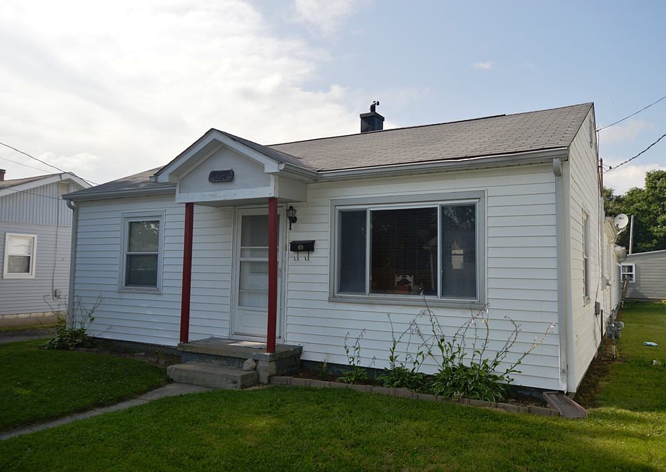 1st image of 1604 W Green St