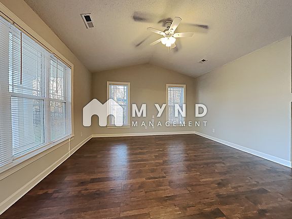 2nd image of 322 Edgewood Park Ct