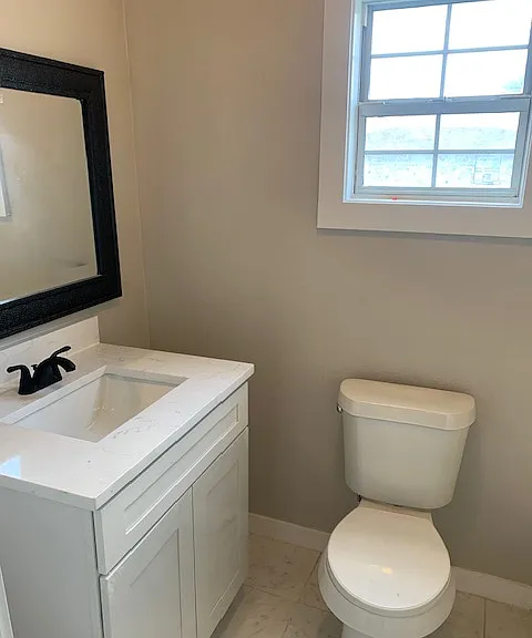 Downstairs Full Bathroom