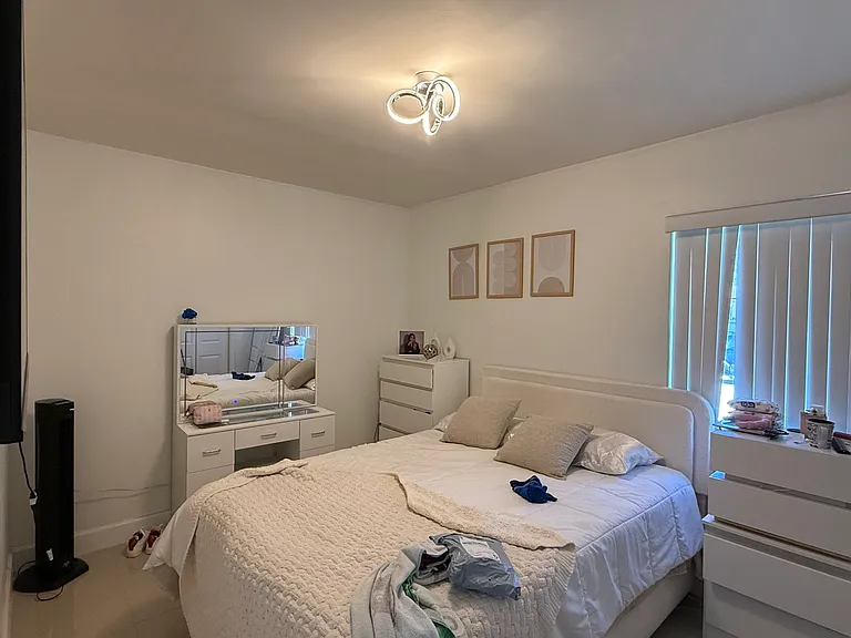 7381 SW 32nd St — Photo 5