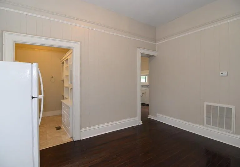 1531 Schley St — Photo 7
