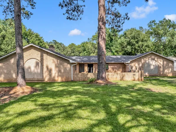 486 Plum Creek Rd, Longview, TX 75605