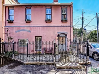 100 W Liberty Ln, Savannah, GA, 31401