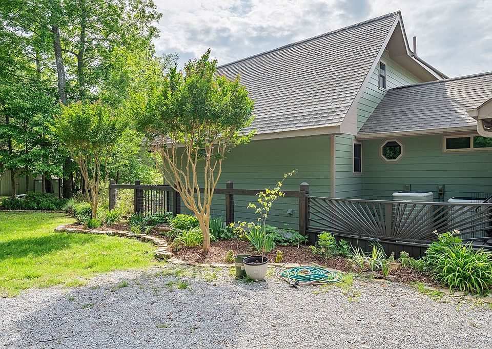46th image of 4550 Southgate Rd