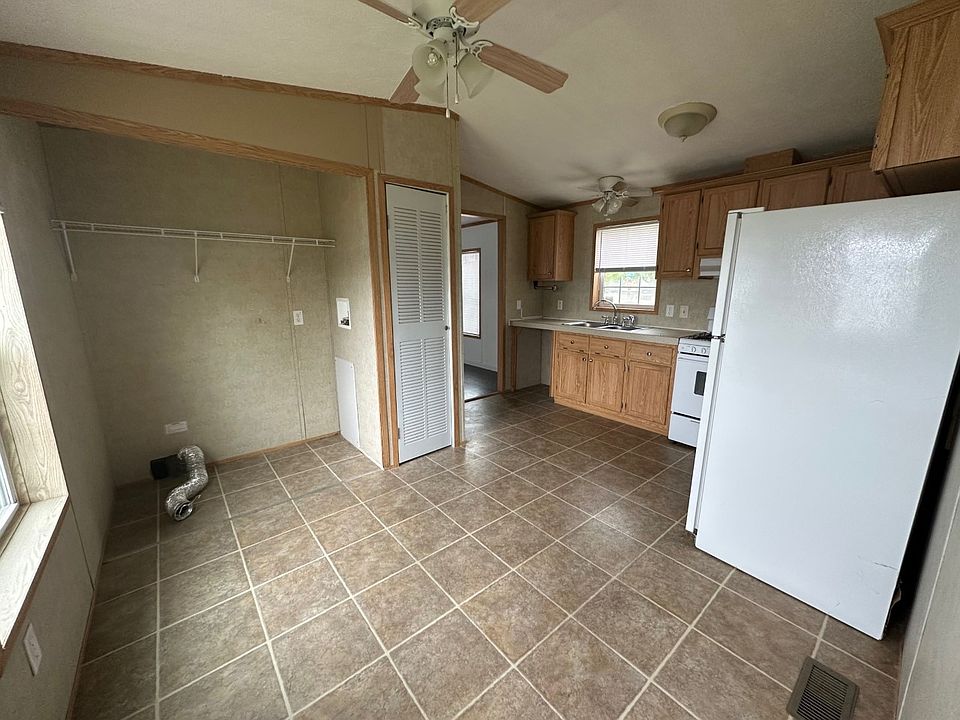 1st image of 1808 Cotswold Ct