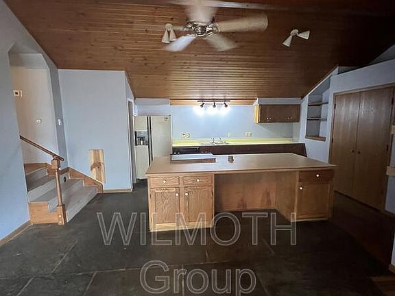 4th image of 112 S Virginia St APT D