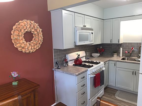 5th image of 2349 Radcliff Village Dr SE