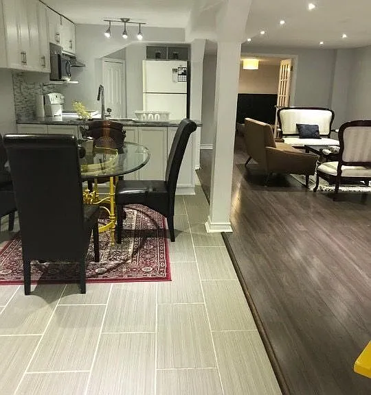 14 Kingsboro Rd E #BASEMENT — Photo 4