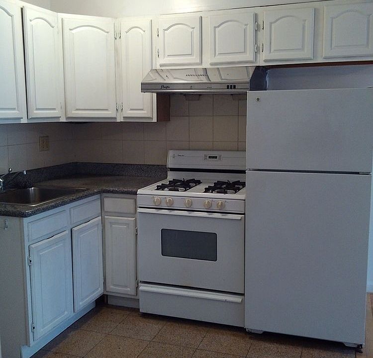 1st image of 54 1/2 Ludlow St APT 2R