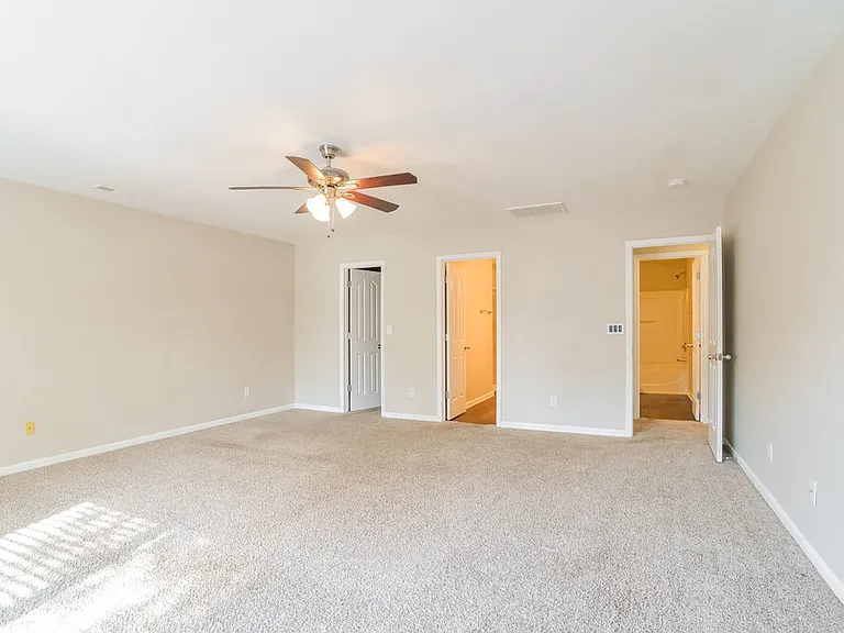 1733 Larne Cir — Photo 10