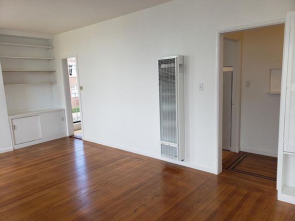 5th image of 2851 Fillmore St APT 4
