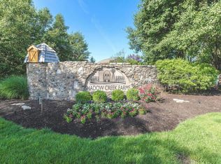 2573 Shadow Bend Dr, Columbus, IN