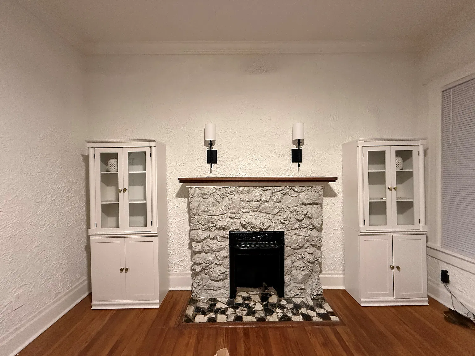 3 bed, 1248 sqft, $2,100 — Photo 3