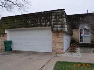 5521 Auto Club Rd #0, Bloomington, MN 55437