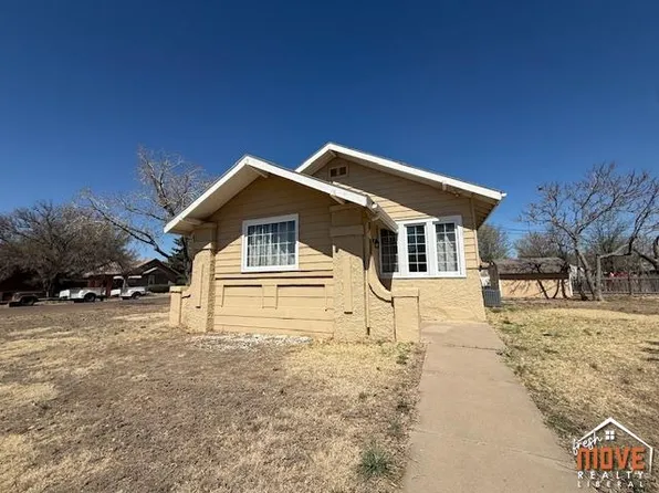 121 W 9th St, Liberal, KS 67901
