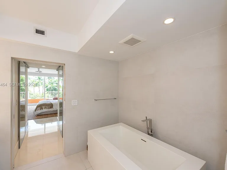 781 Crandon Blvd #405 — Photo 16
