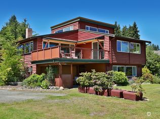 6021 White Deer Ln, Freeland, WA 98249