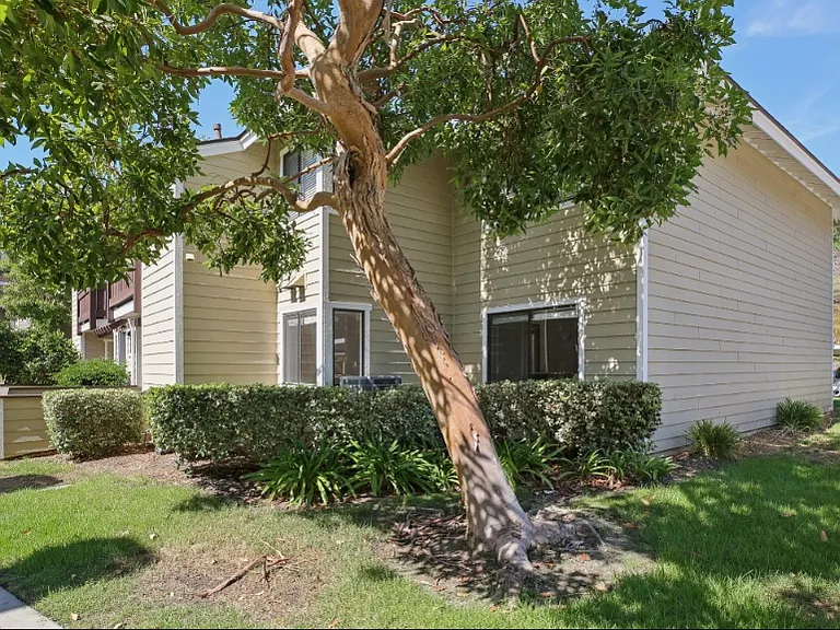 19096 Alamo Ln #19096 — Photo 17