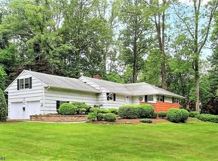 7 Deep Dale Dr, Berkeley Heights, NJ 07922