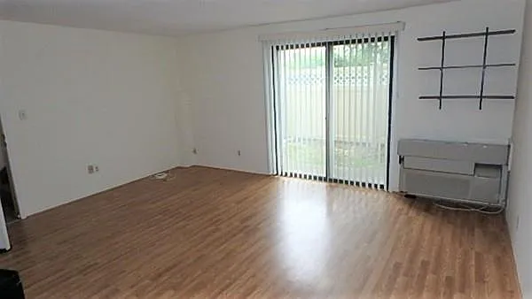 5 Village Hill Ln — Photo 3
