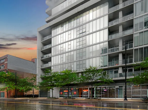 1720 S Michigan Ave APT 1210, Chicago, IL 60616