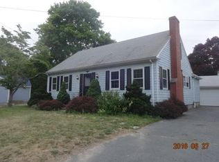 137 Rockland St, Dartmouth, MA 02748