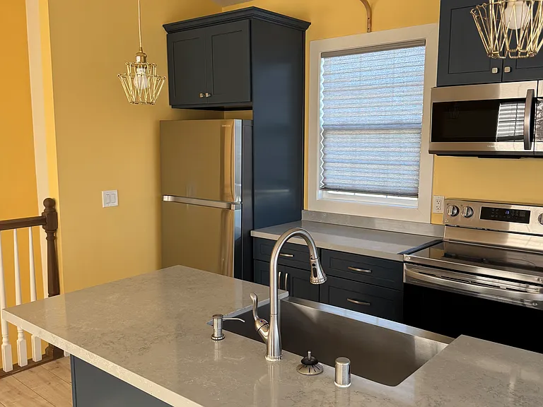 1158 Walpen Dr — Photo 3