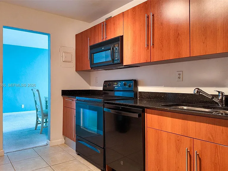3000 S Ocean Dr #712 — Photo 9