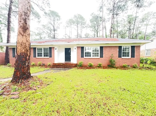 514 Edgewood Ln, Albany, GA 31707