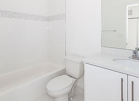 5th image of 2640 NE 213th St #110