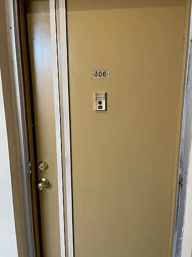 9175 SW 77th Ave #306 Photo 1