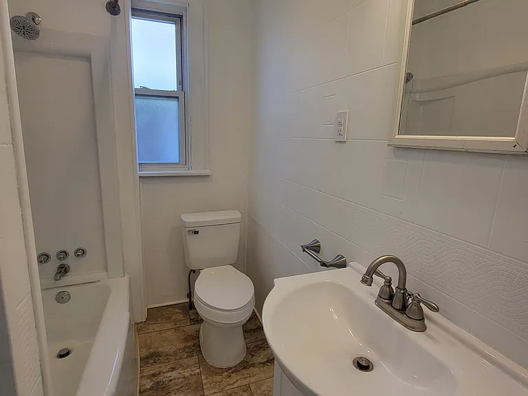 632 Hill Top Dr — Photo 11
